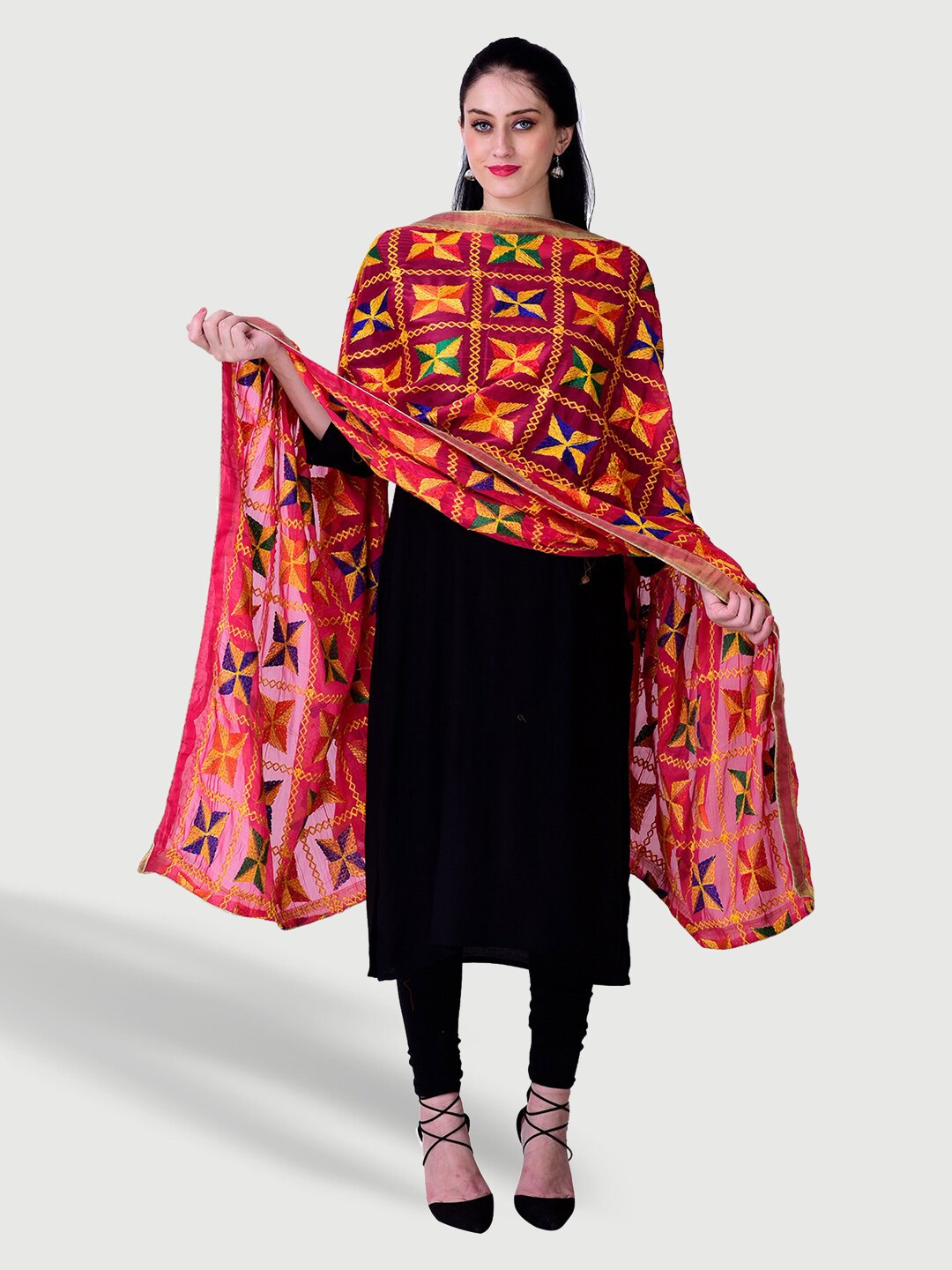 

SWI Stylish Phulkari Embroidered Dupatta, Magenta