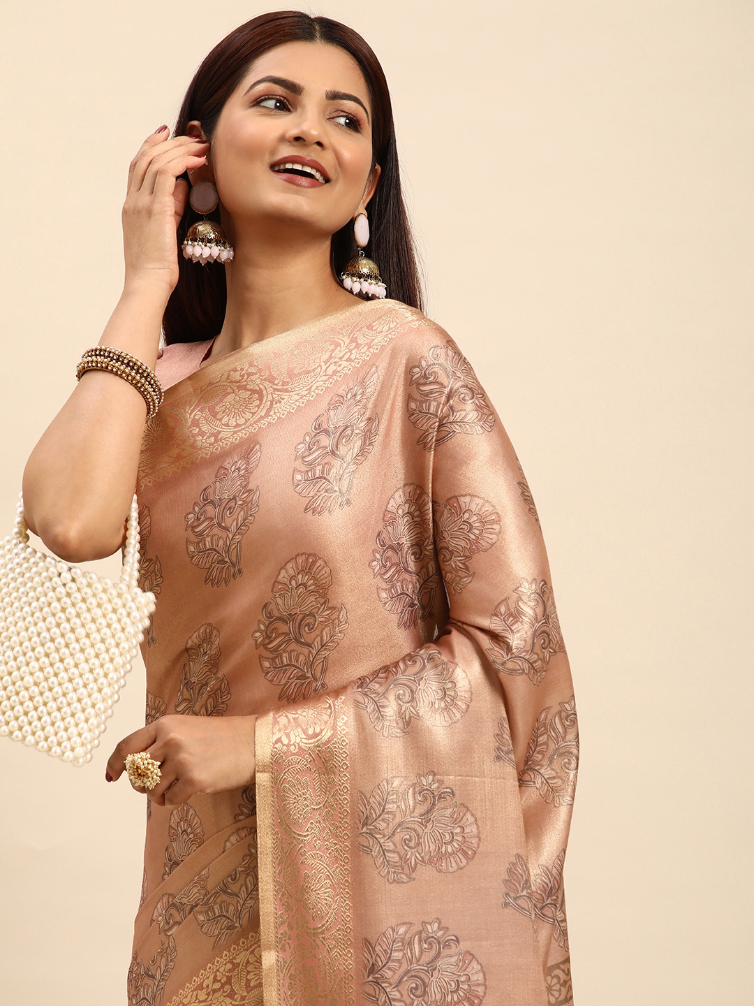 

Mitera Floral Silk Cotton Kanjeevaram Saree, Peach