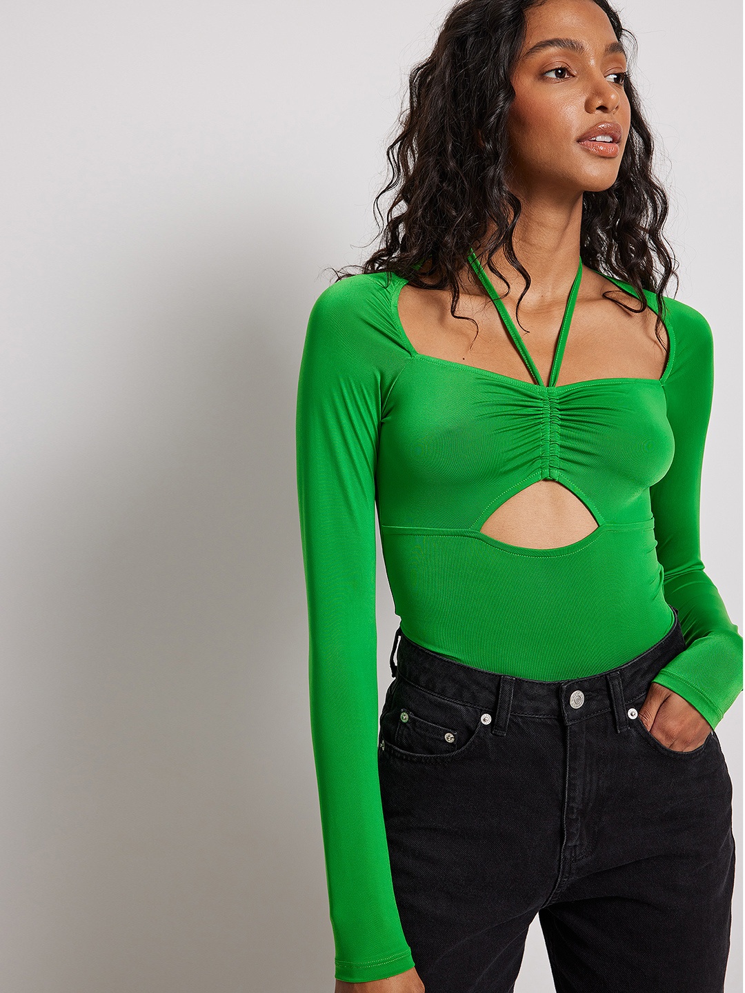 

NA-KD Stylized Square Neck Cut Out Detail Fitted Top, Green