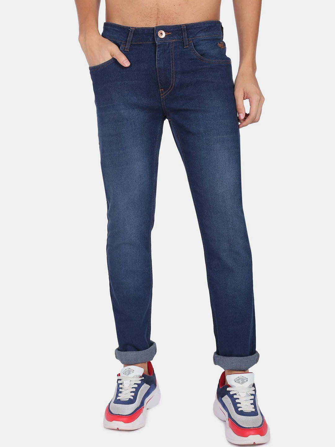 

Flying Machine Men Slim Fit Mid-Rise Light Fade Jeans, Blue