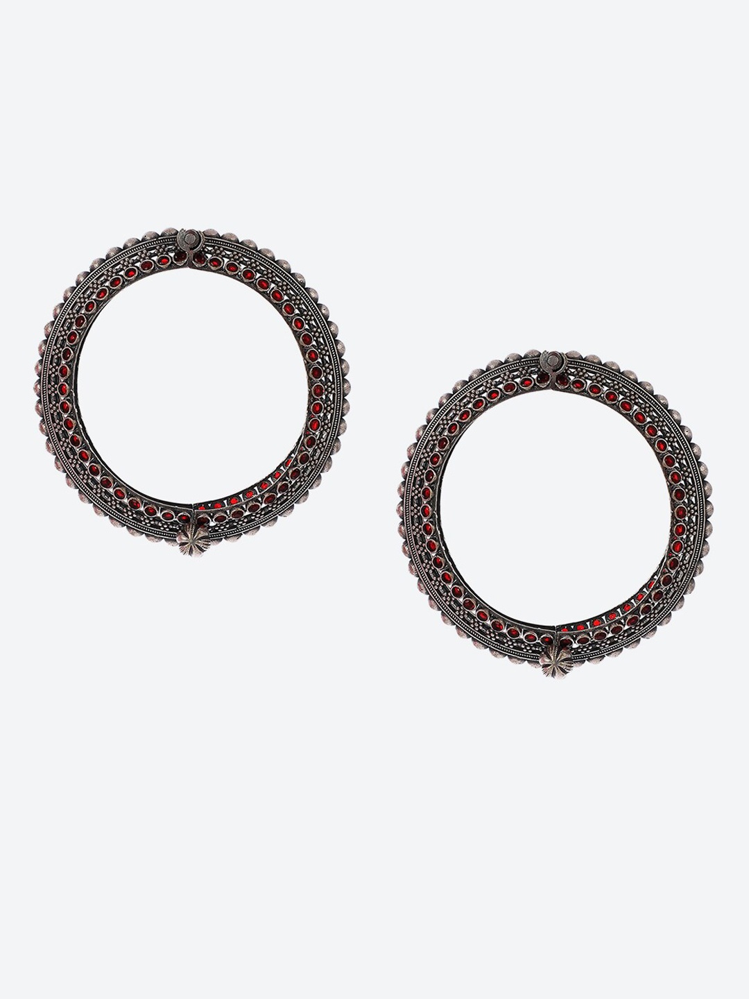 

Biba Set Of 2 Silver Plated Oxidised Stone Studded Bangles