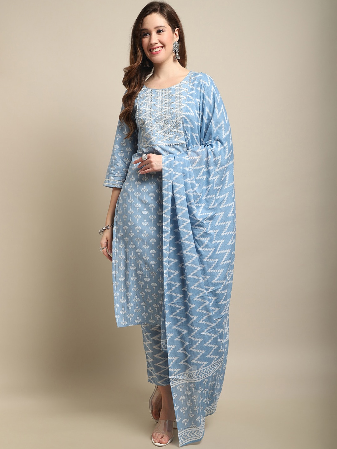 

Sangria Blue & White Floral Printed Pure Cotton Thread Work Kurta With Trouser & Dupatta