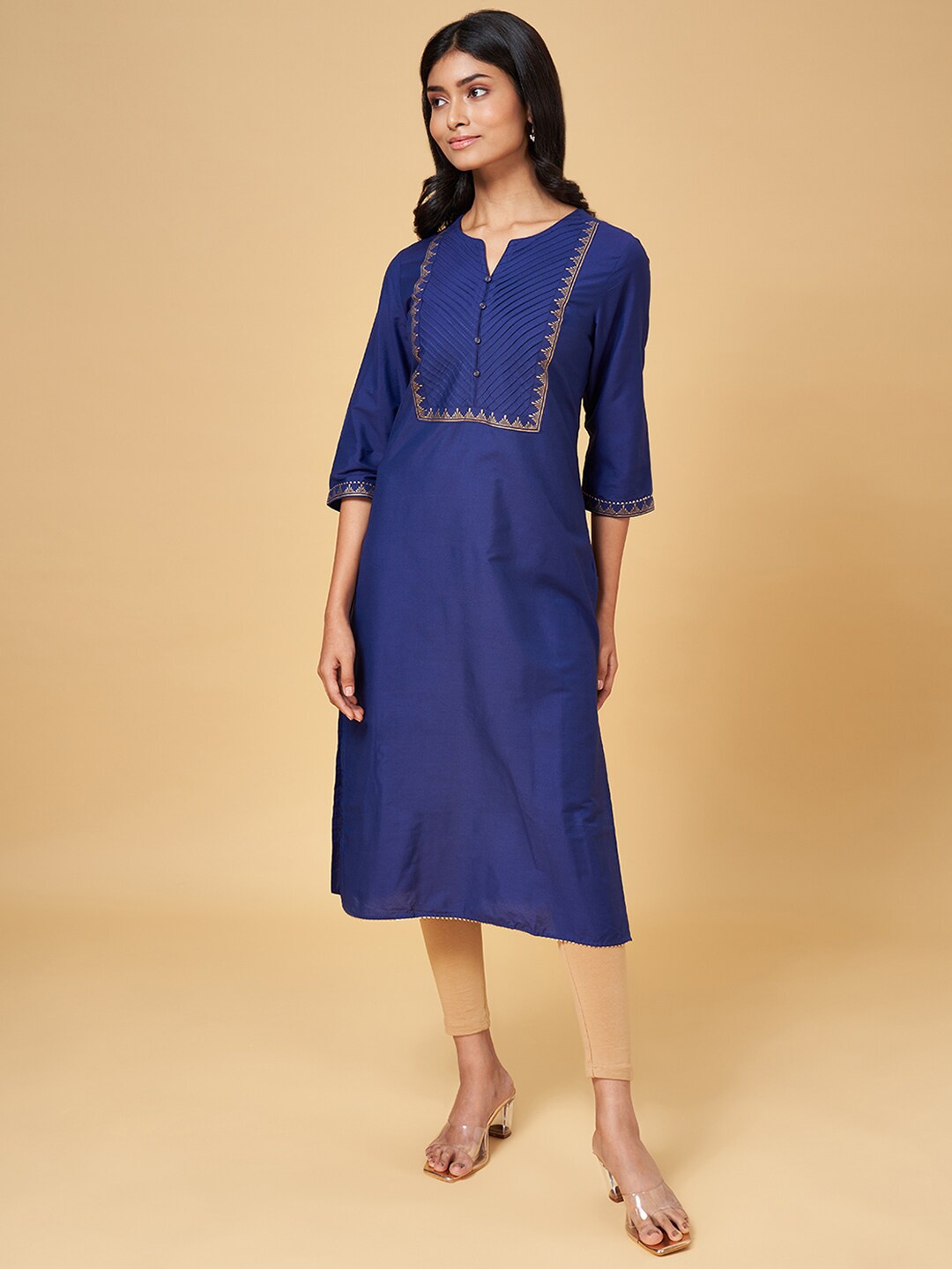 

YU by Pantaloons Yoke Design Keyhole Neck Thread Work Kurta, Blue