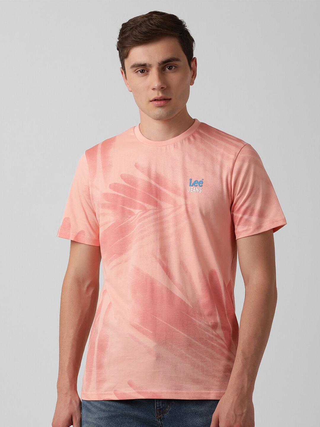 

Lee Abstract Printed Cotton T-shirt, Peach