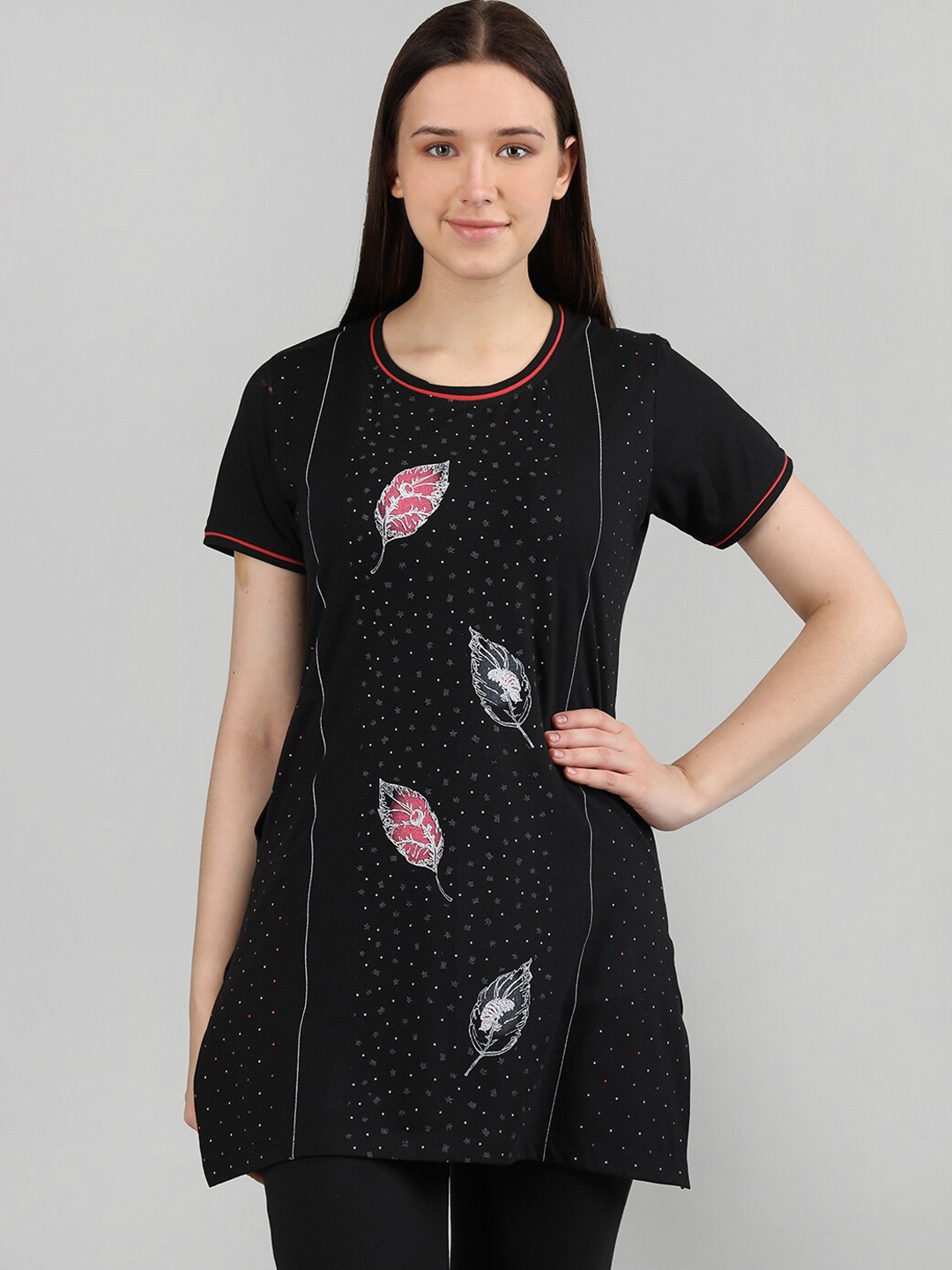 

Duchess Floral Printed Cotton Lounge T-shirt, Black