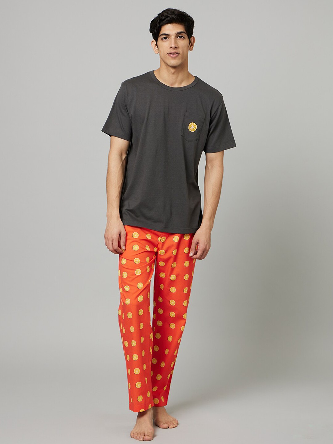 

SMUGGLERZ INC. Printed Round Neck T-shirt With Lounge Pants, Orange