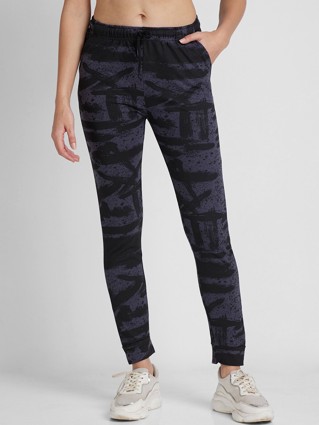 

Globus Women Navy Blue & Black Printed Joggers