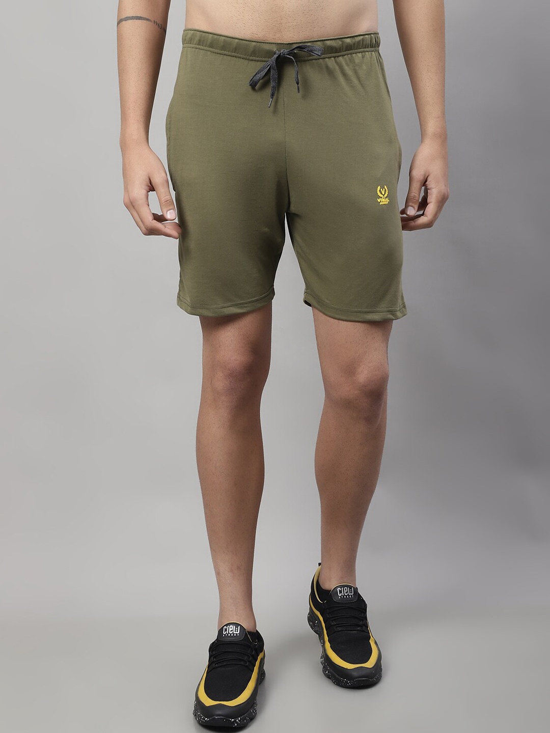 

MACK JONNEY Men Mid-Rise Above Knee Sports Shorts, Olive