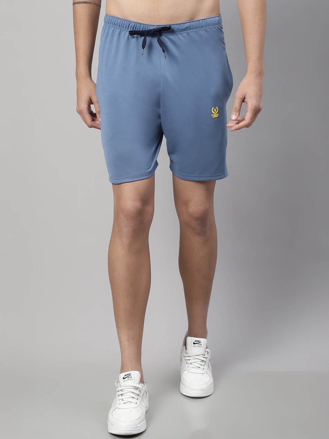 

MACK JONNEY Men Mid-Rise Above Knee Sports Shorts, Grey