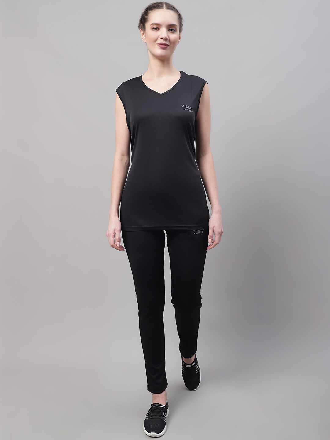 

MACK JONNEY JONNEY V-Neck Sleeveless Dry Fit Sports T-shirt With Trousers Co-Ords, Black
