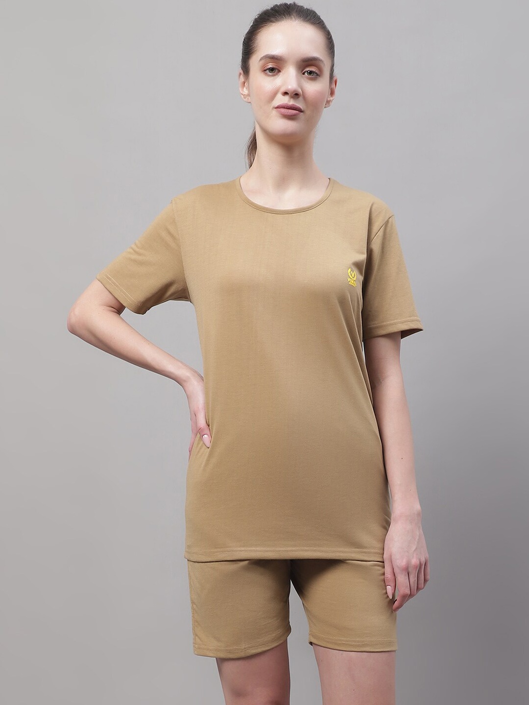 

VIMAL JONNEY Round Neck Pure Cotton Short Sleeves Sports T-shirt With Shorts Co-Ords, Beige