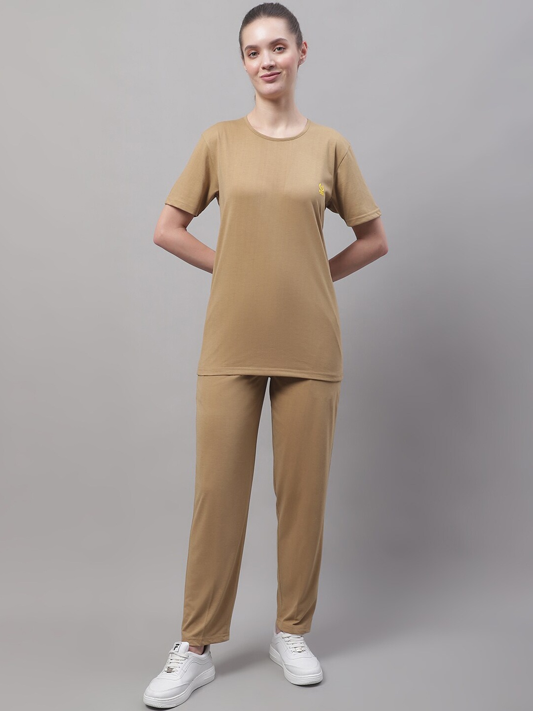 

MACK JONNEY Round Neck Short Sleeves Sports T-shirt With Trousers Co-Ords, Beige