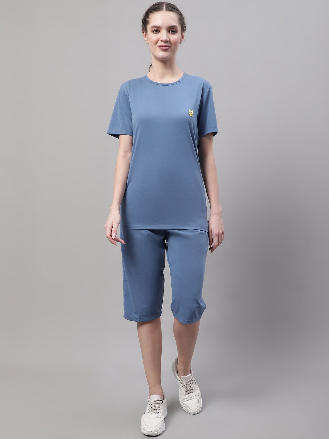 VIMAL JONNEY Cotton Top With Three Fourth Trouser Co-Ords, Grey