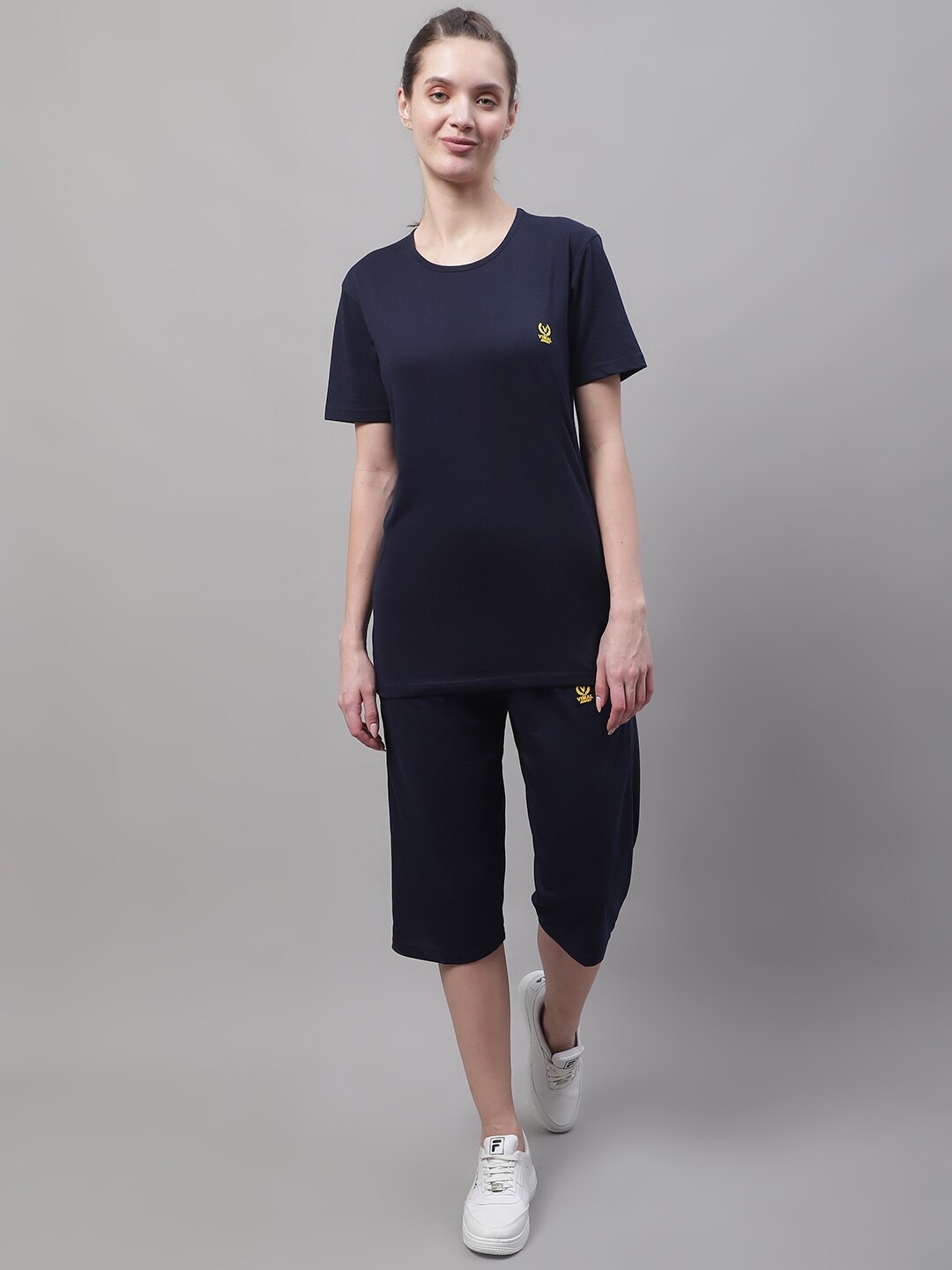 

MACK JONNEY Cotton T shirt With Three Fourth Trouser Co-Ords, Blue