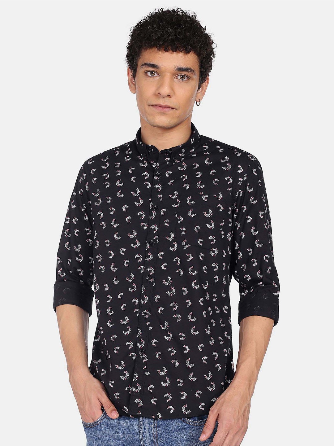 

Flying Machine Regular Fit Conversational Printed Cotton Casual Shirt, Black