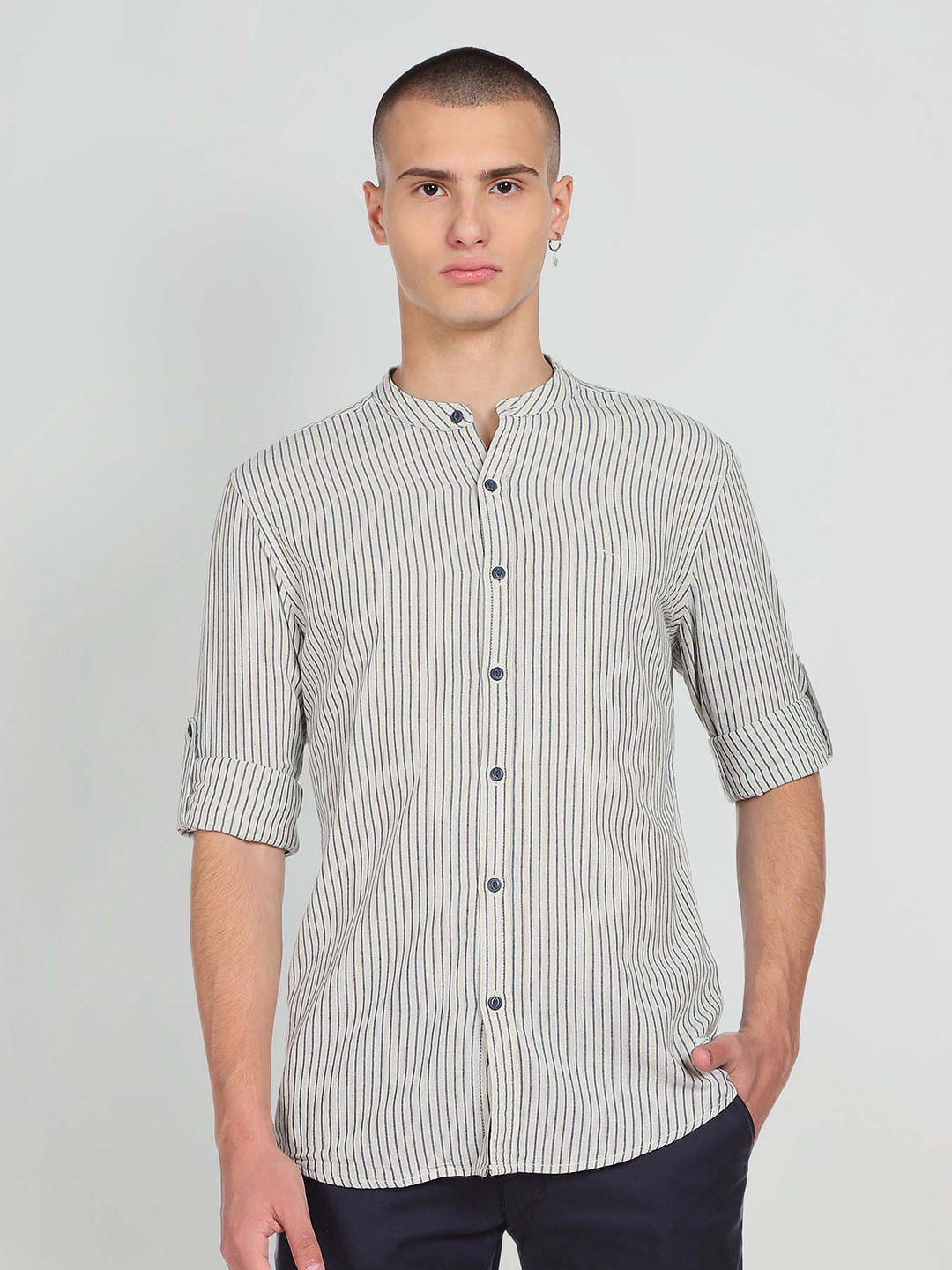 

Flying Machine Regular Fit Vertical Striped Cotton Linen Casual Shirt, White