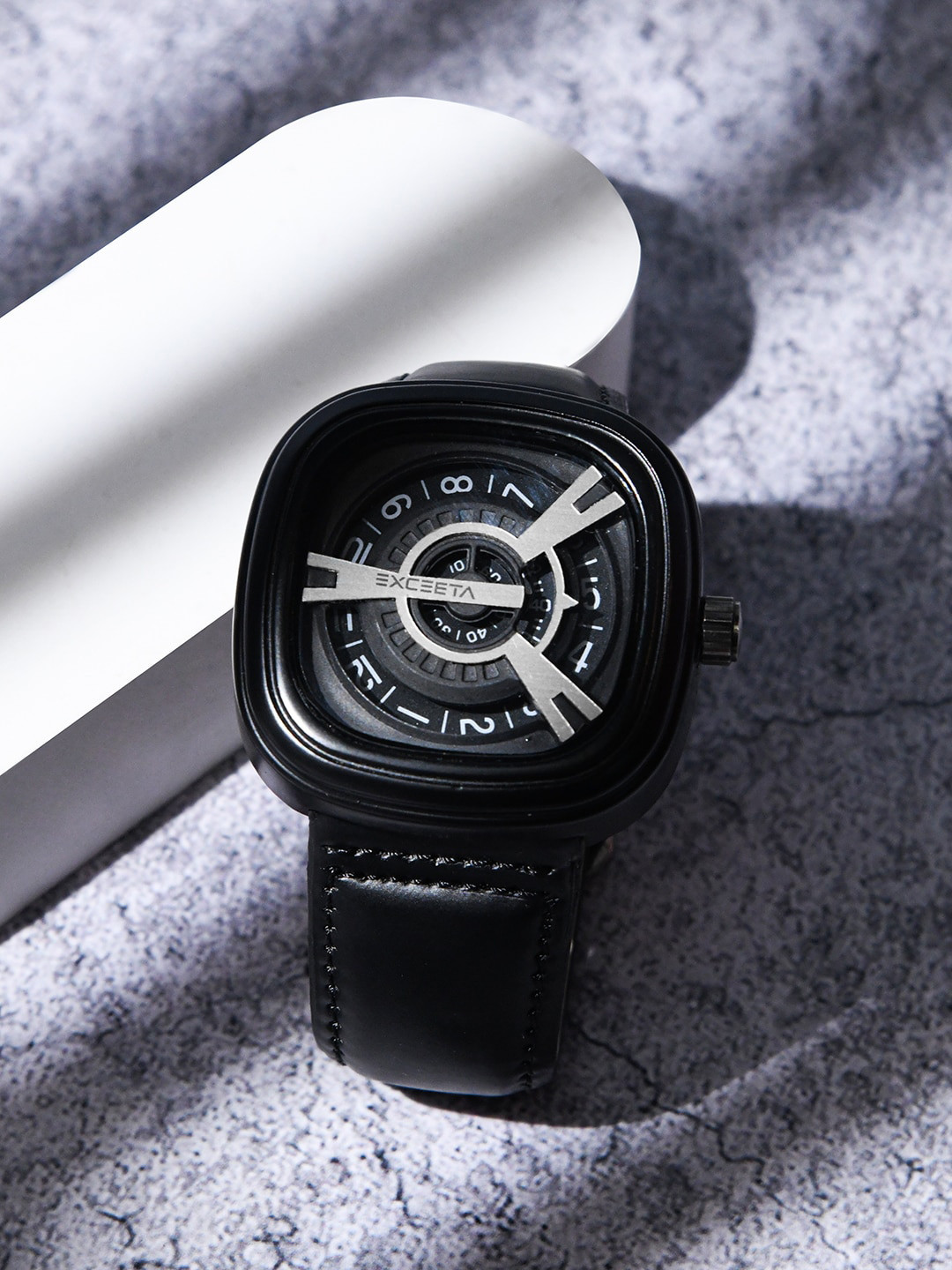 

STUDIO ETHENO Men Dial & Bracelet Style Straps Analogue Watch EXC-09-BLK-BLK, Black
