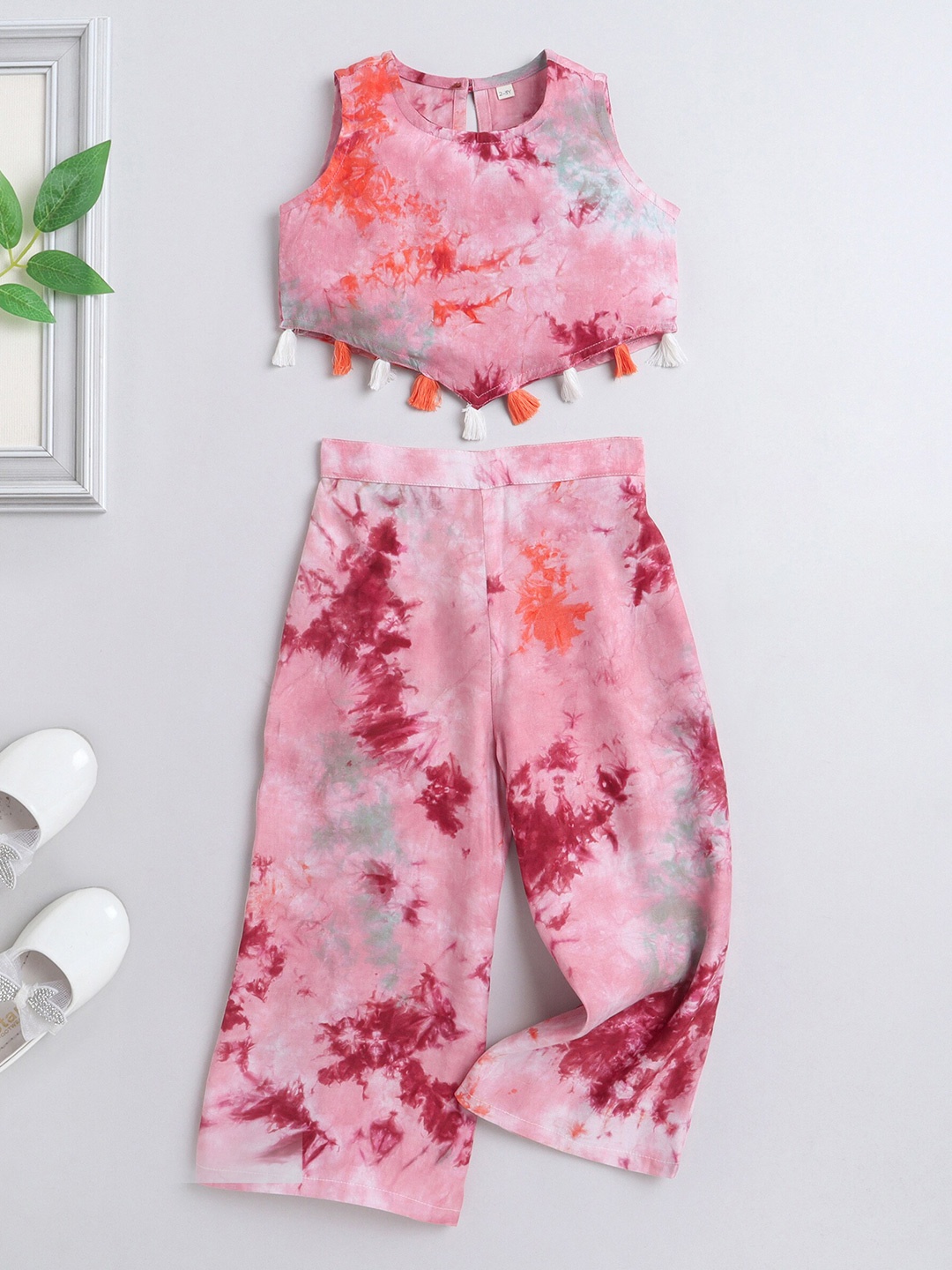 

The Magic Wand Girls Dyed Sleeveless Top with Palazzos Clothing Set, Pink