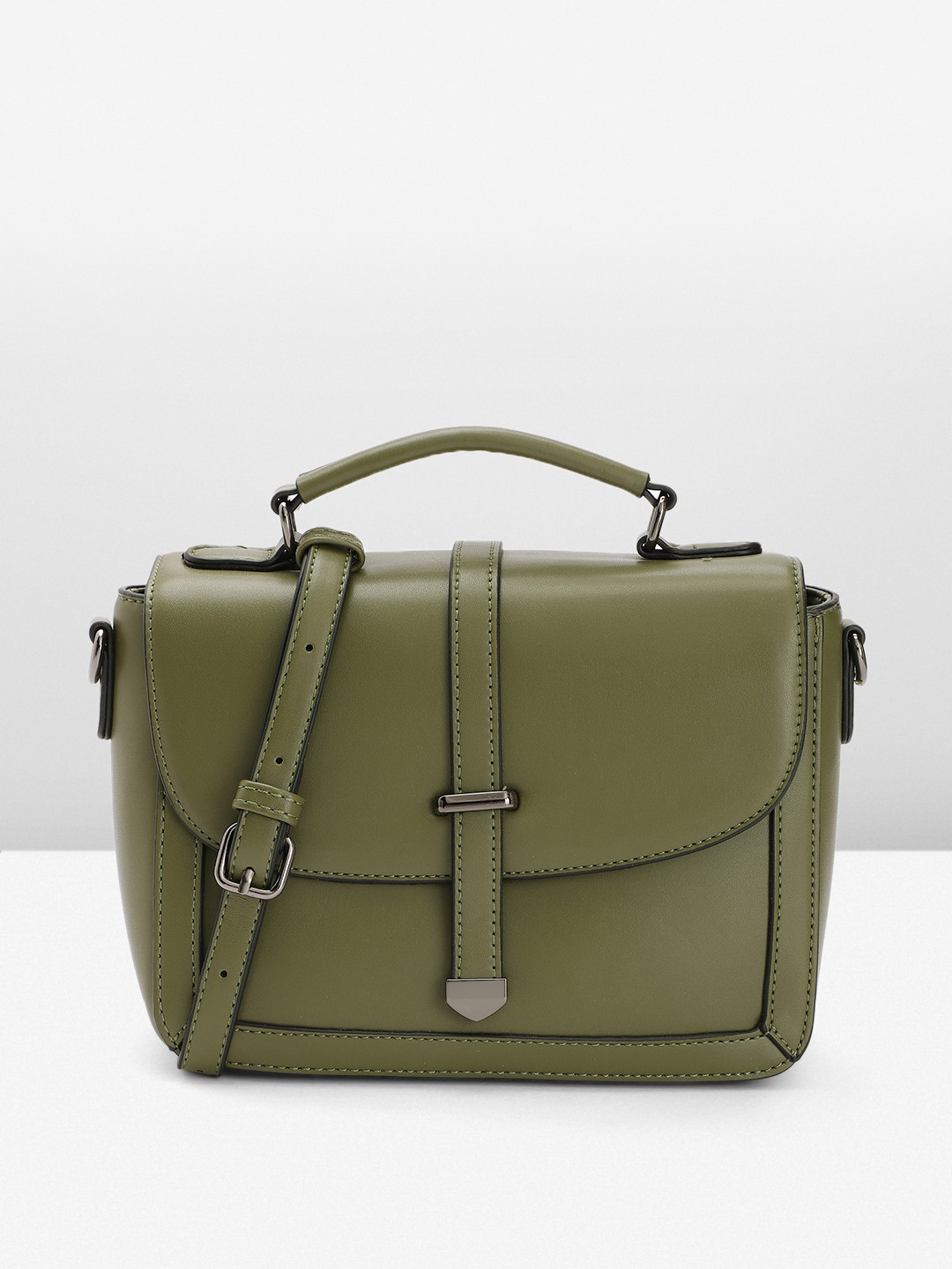 

Van Heusen Women Solid Satchel, Olive