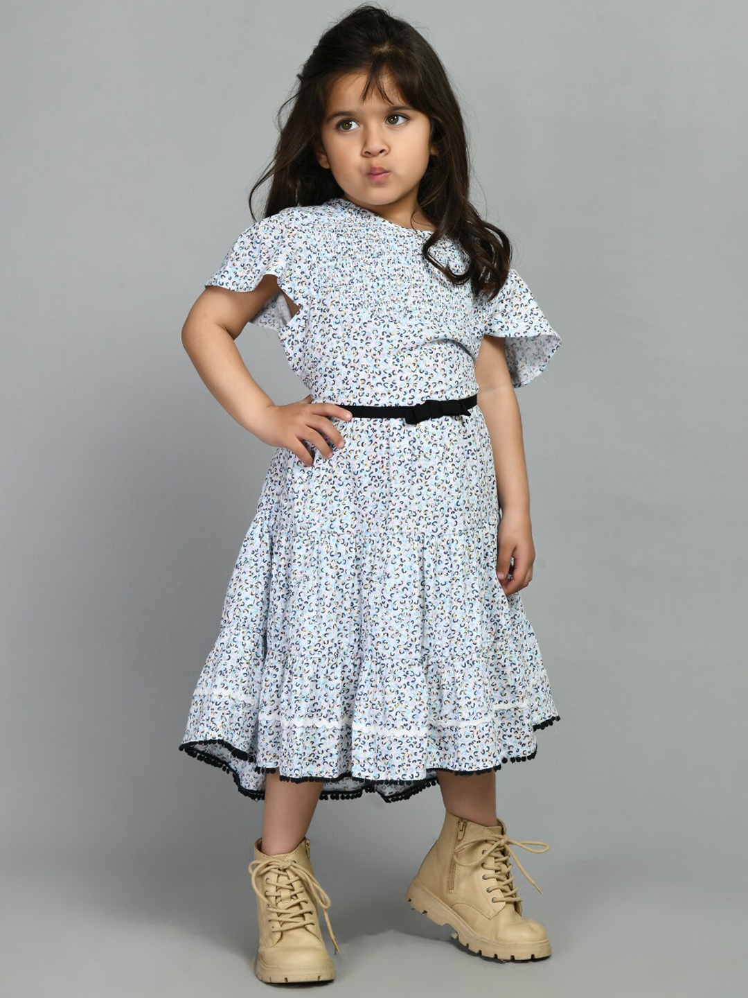 

Bella Moda Girls Abstract Printed Smocked Pure Cotton Fit & Flare Dress, White