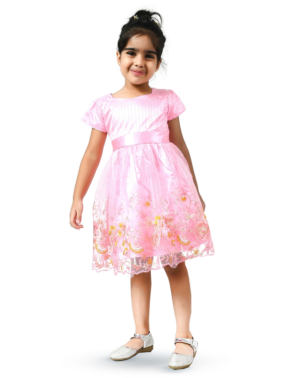 

Bella Moda Girls Floral Embroidered Pure Cotton Fit & Flare Dress, Pink