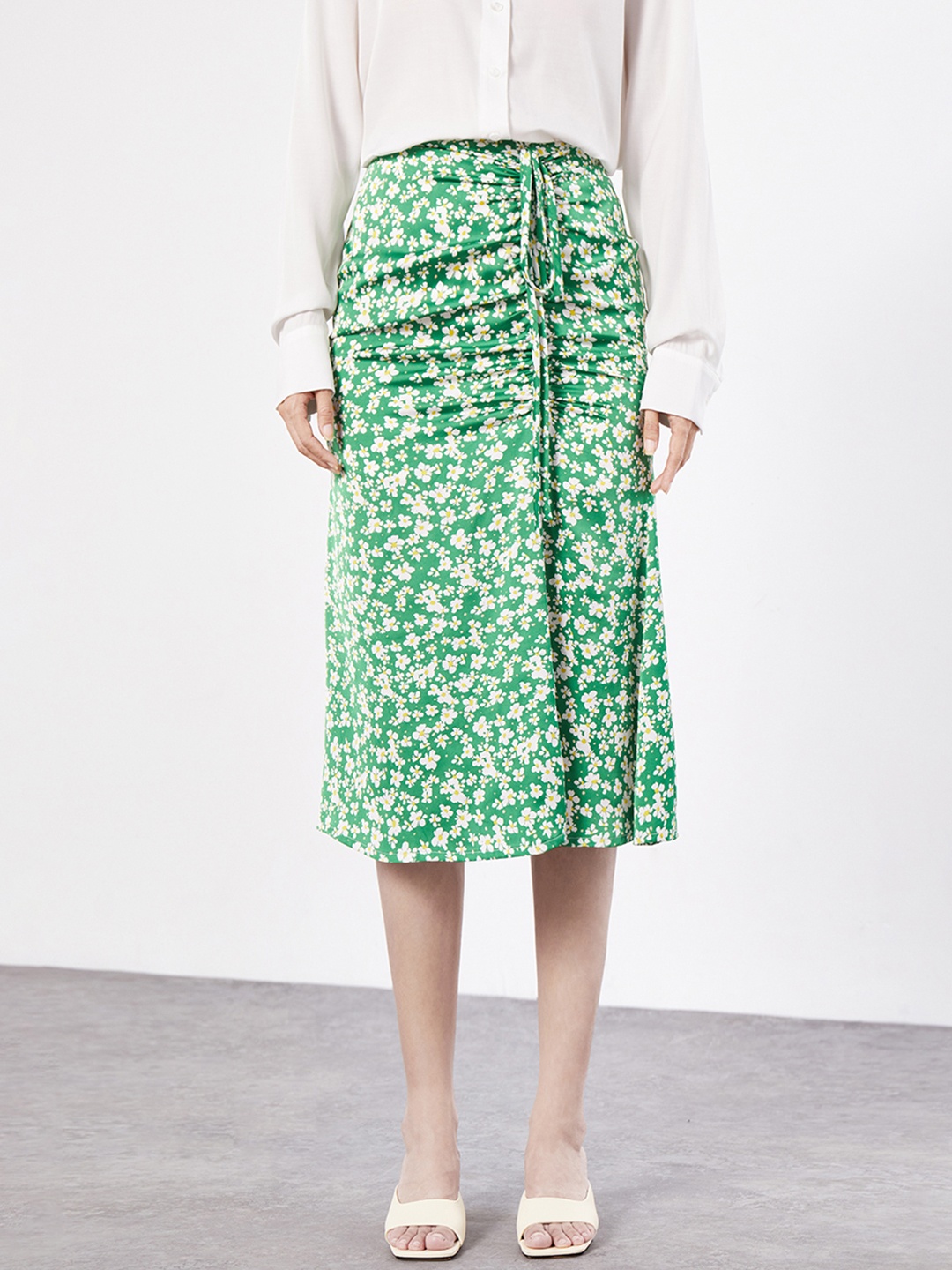 

Urban Revivo Floral Print Ruched A-Line Skirt, Green