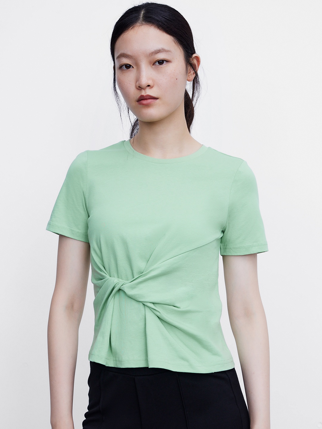 

Urban Revivo Pure Cotton Twisted Knot Top, Green