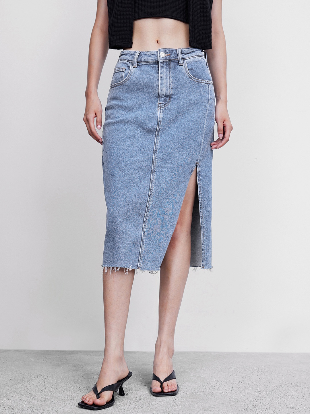 

Urban Revivo Cotton Front Slit Denim A-Line Midi Skirt, Blue