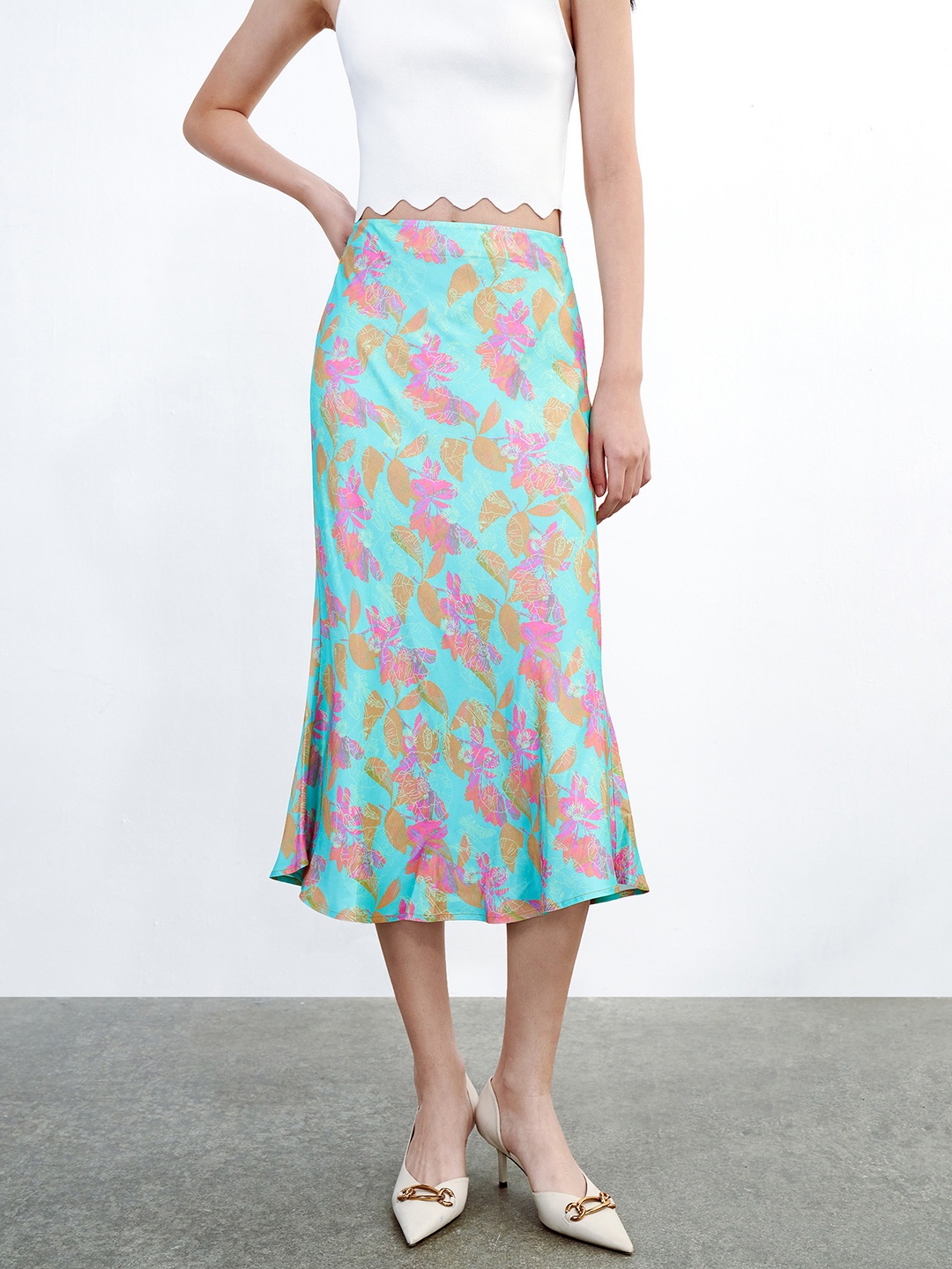 

Urban Revivo Floral Printed A-Line Midi Skirt, Green