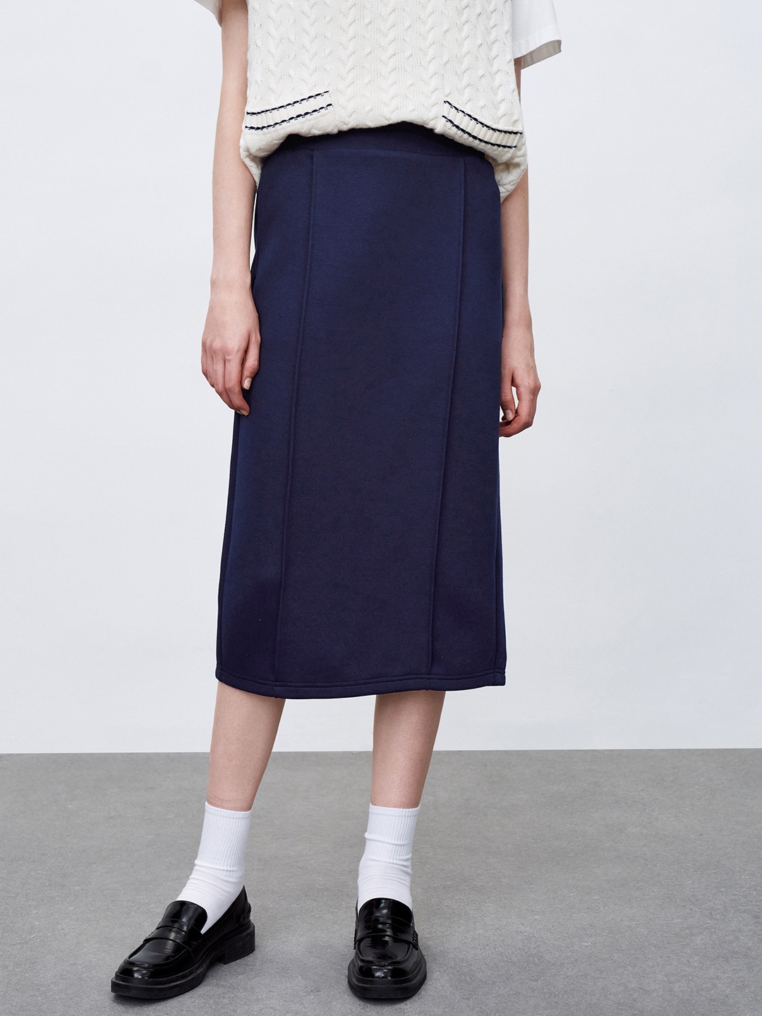 

Urban Revivo Pleated Detail Back Slit Straight Midi Skirt, Navy blue