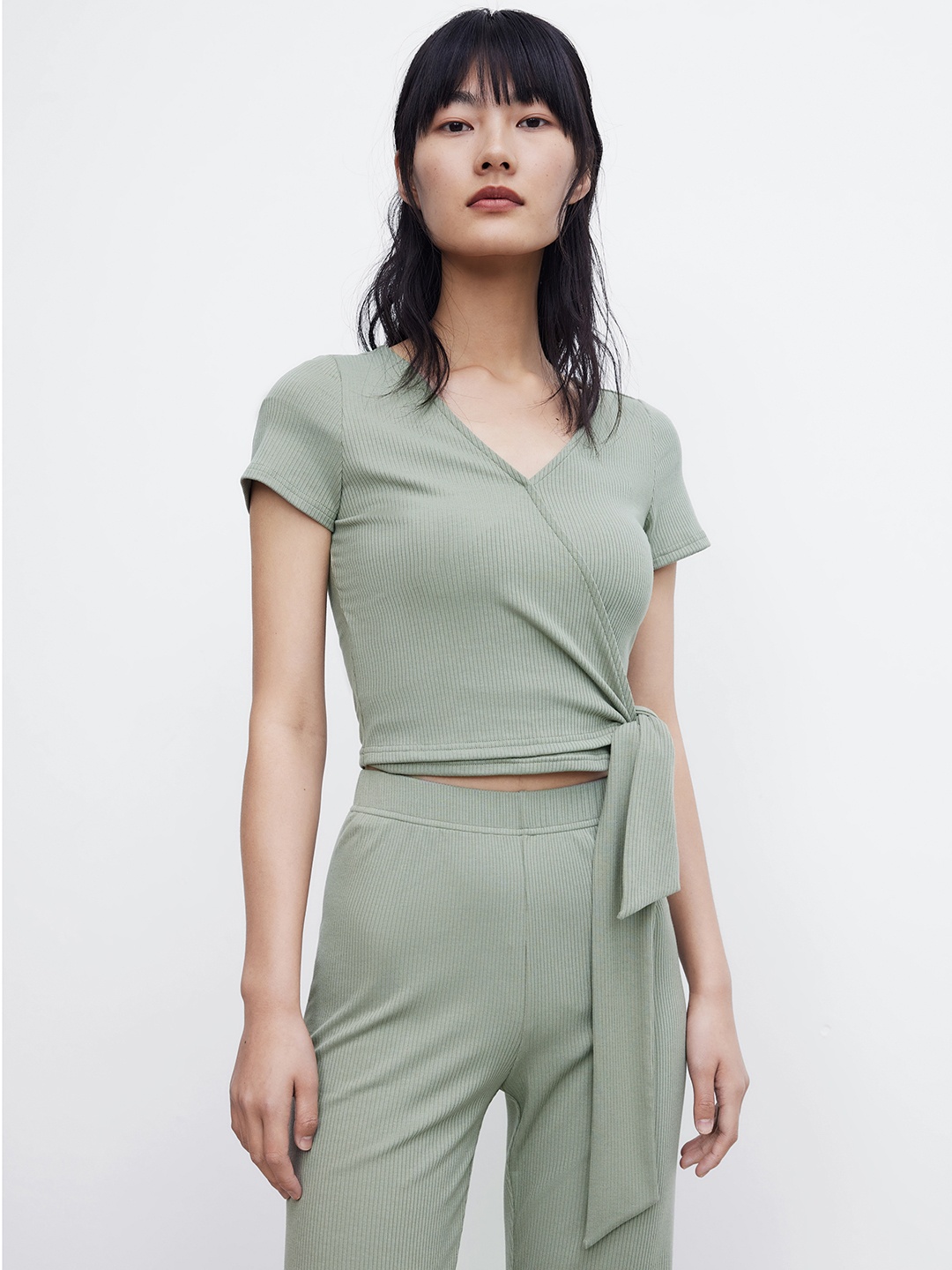

Urban Revivo Ribbed Wrap Crop Top, Green