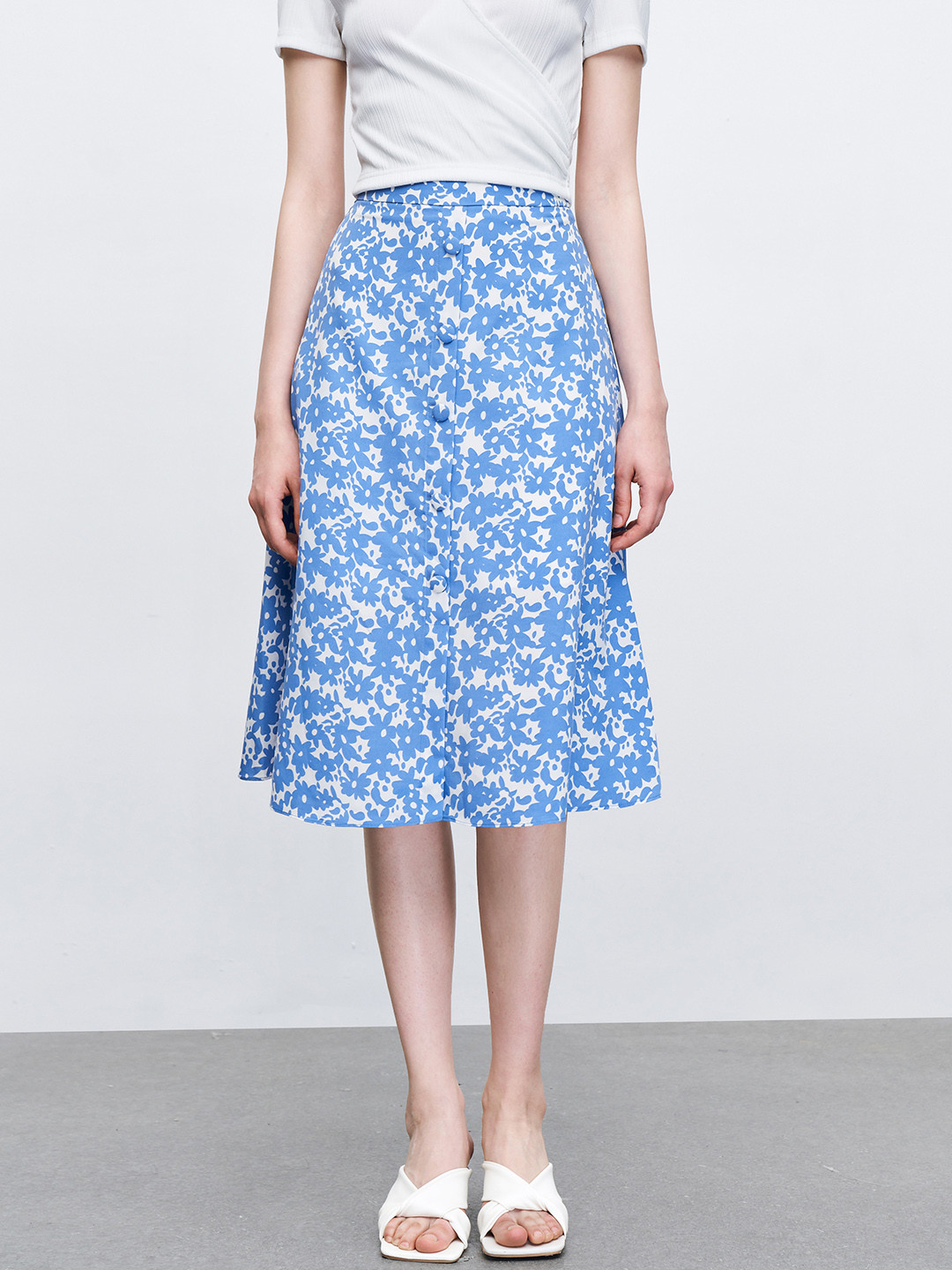 

Urban Revivo Floral Print A-Line Midi Skirt, Blue