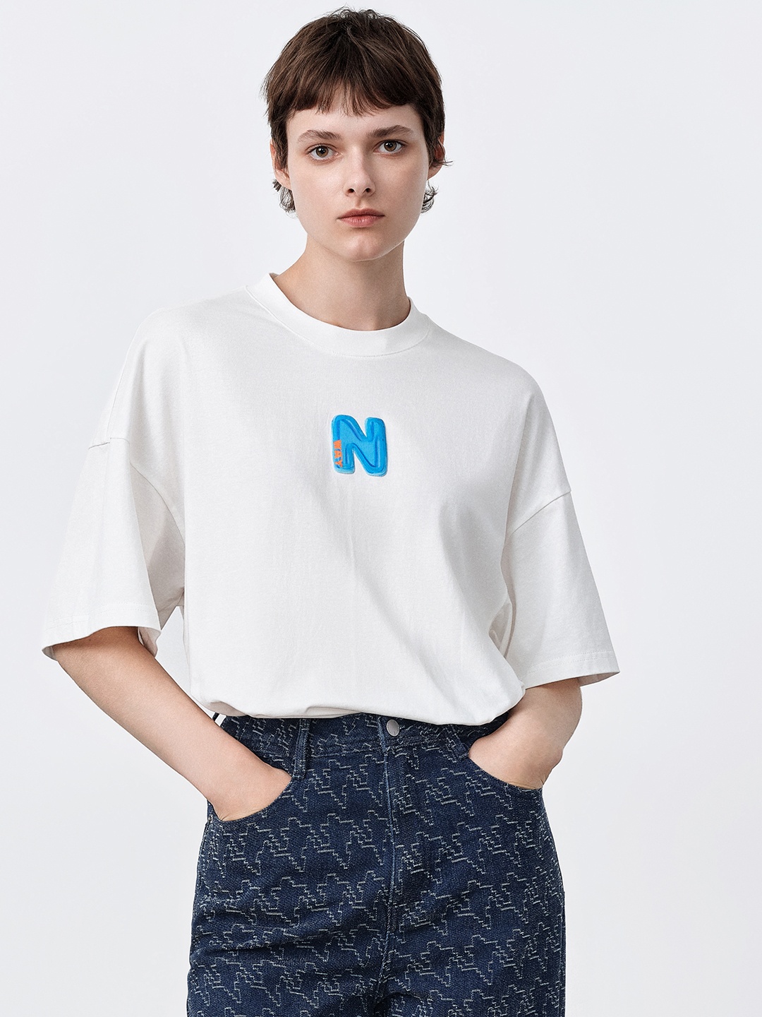 

Urban Revivo Drop-Shoulder Sleeves Pure Cotton Oversized T-shirt, White