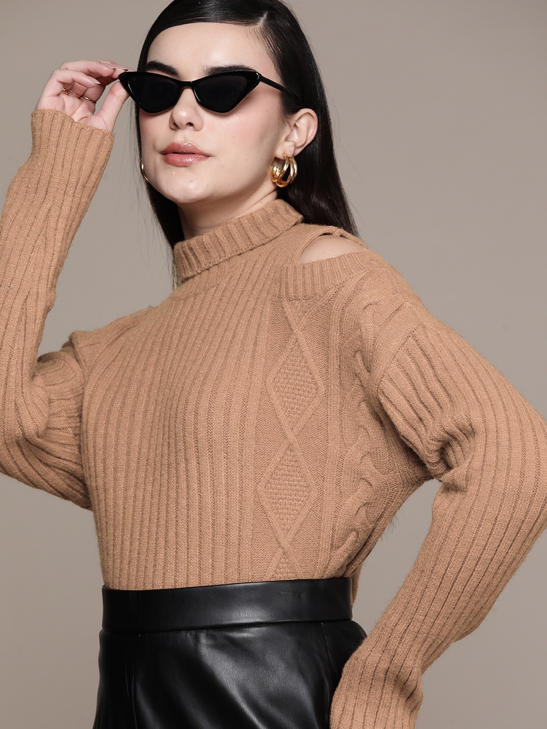 

bebe All Day Cold-Shoulder Sleeves Ribbed Pullover, Brown