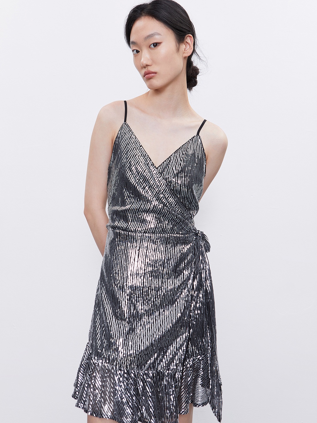 

Urban Revivo Sequined Wrap Dress, Black