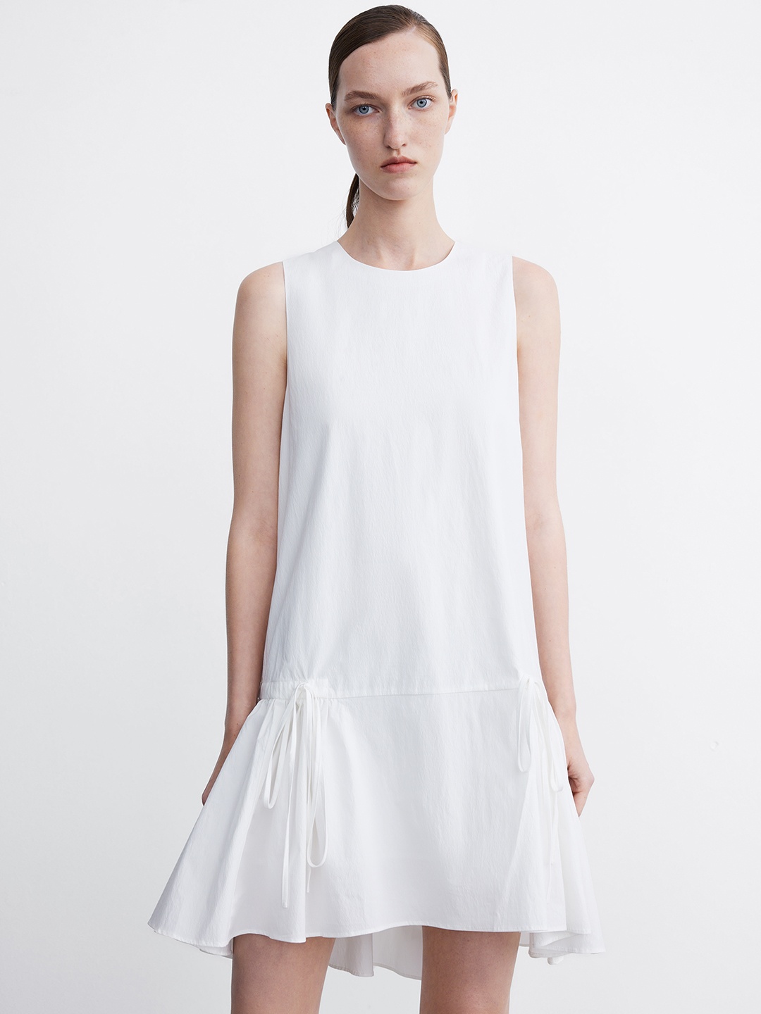 

Urban Revivo Ruffled Drop-Waist Dress, White