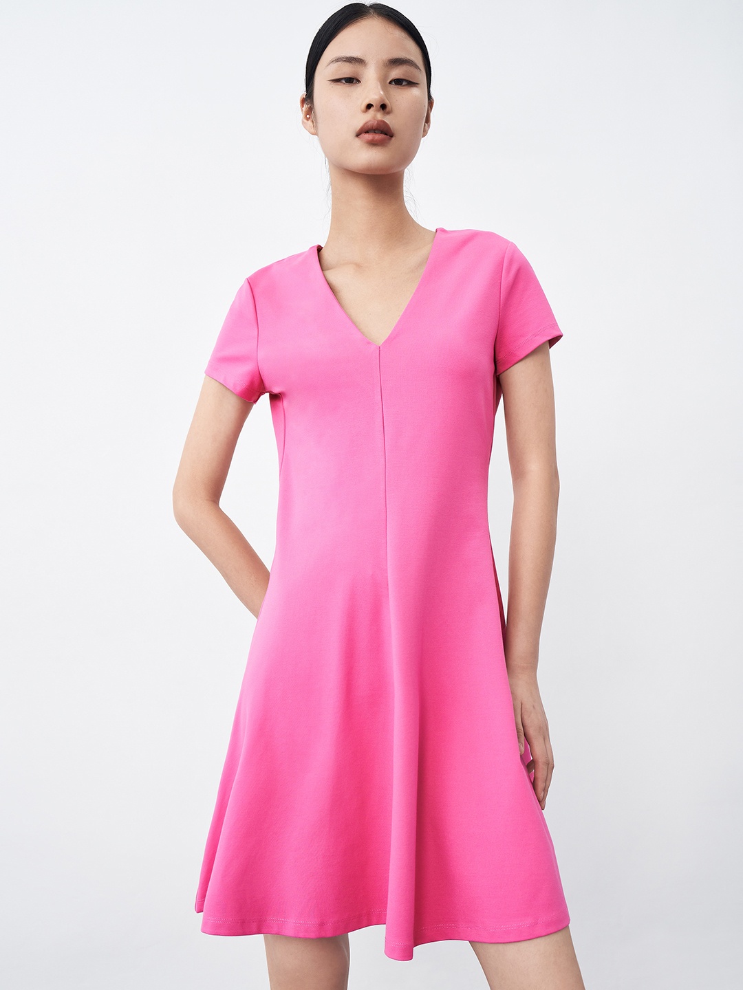 

Urban Revivo A-Line V-Neck Dress, Pink