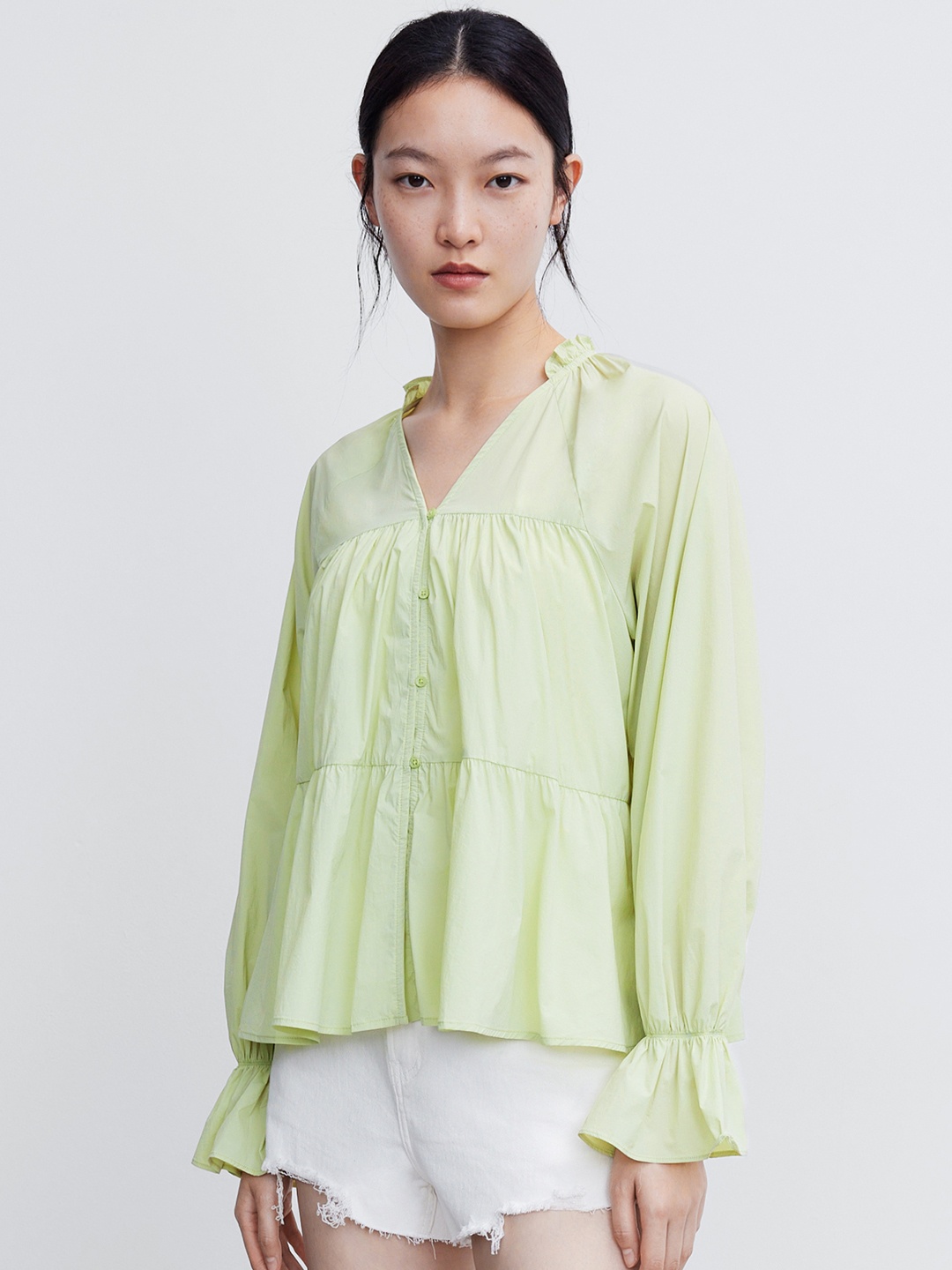 

Urban Revivo Mandarin Collar Bell Sleeve Tiered Top, Green