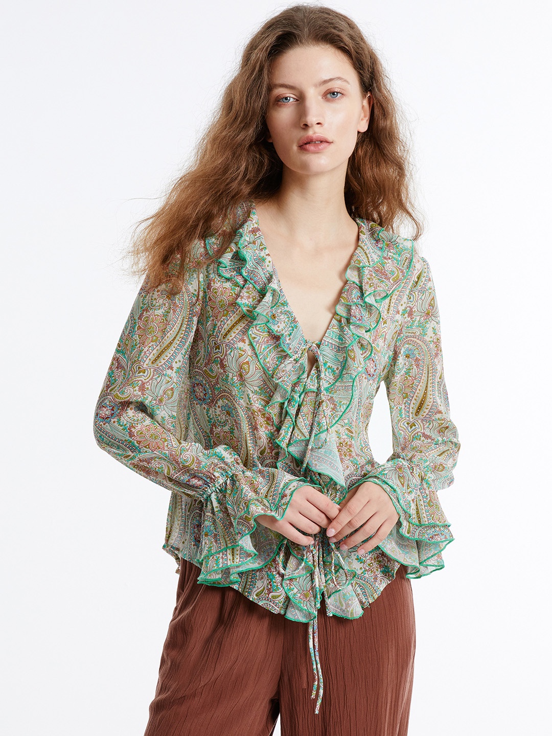 

Urban Revivo Floral Print Puff Sleeve Ruffles Top, Green