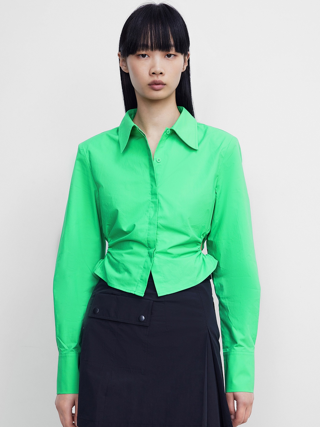 

Urban Revivo Pure Cotton Ruched Cut-Out Detail Shirt Style Top, Green