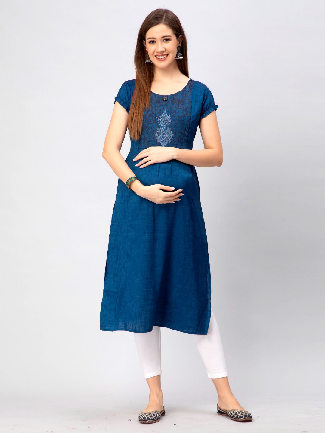 

CEE-18 Ethnic Motifs Yoke Design Maternity Kurta, Blue