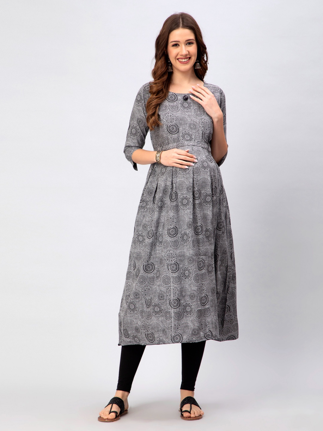 

CEE-18 Floral Printed Pleated Cotton Maternity Feeding Kurta, Grey