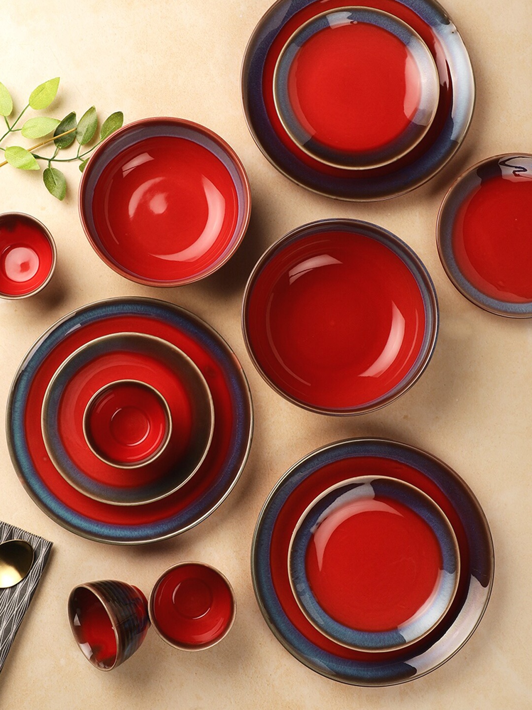 

VarEesha Zafran Red & Brown 14 Pieces Printed Ceramic Glossy Dinner Set