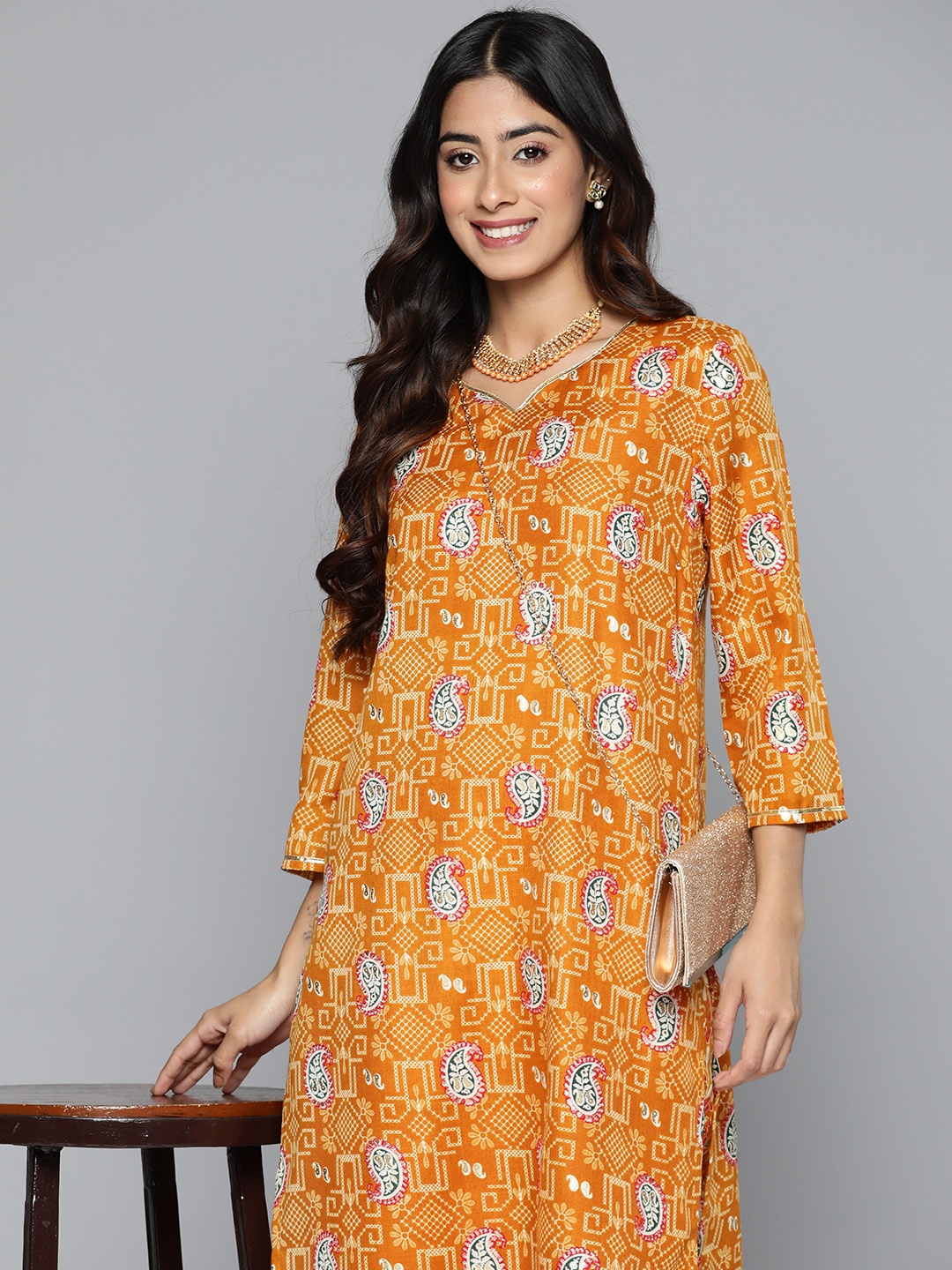 

HERE&NOW Floral Printed Regular Kurta with Palazzos, Mustard