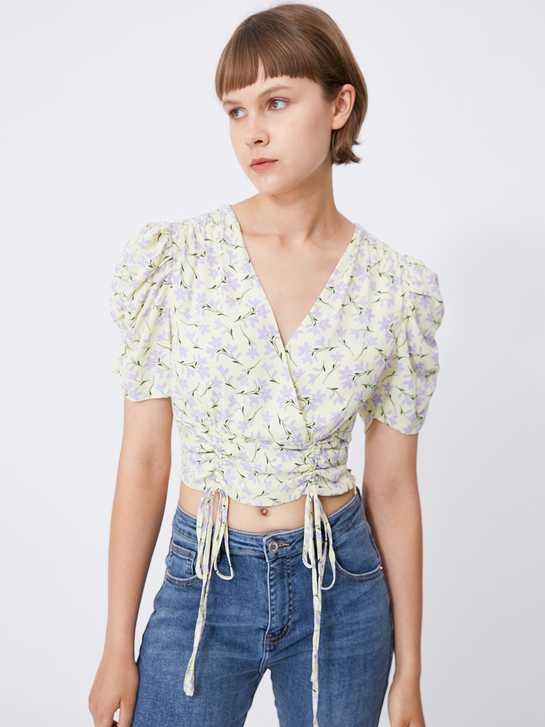 

Urban Revivo Floral Printed Smocked Detail Wrap Crop Top, Cream