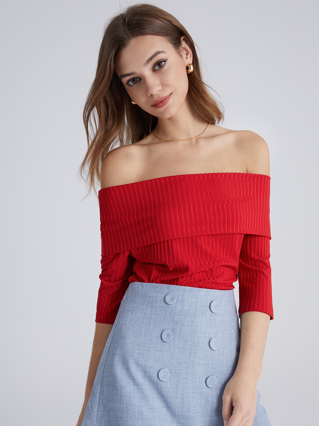 

Urban Revivo Off-Shoulder Knitted Top, Red