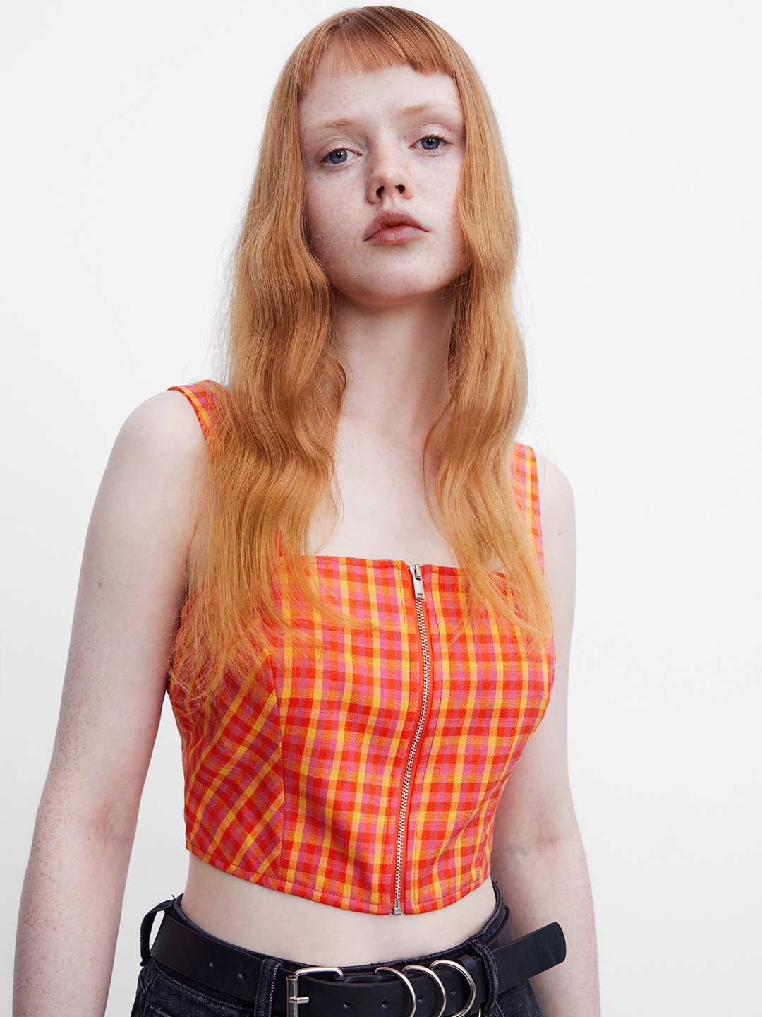 

Urban Revivo Shoulder Straps Checked Crop Top, Orange