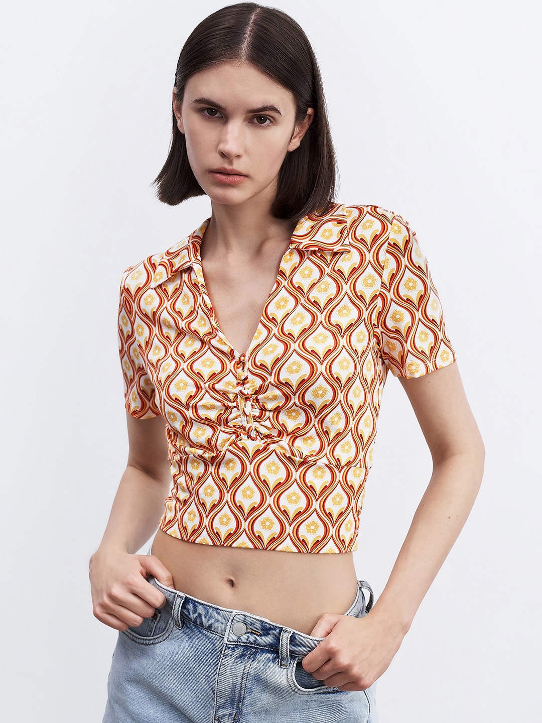 

Urban Revivo Ruched Floral Print Crop Top, Orange