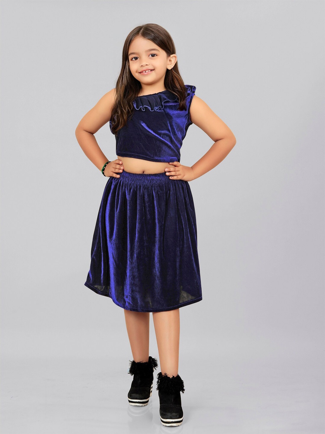 

APNISHA Girls One Shoulder Velvet Crop Top With Skirt Set, Navy blue