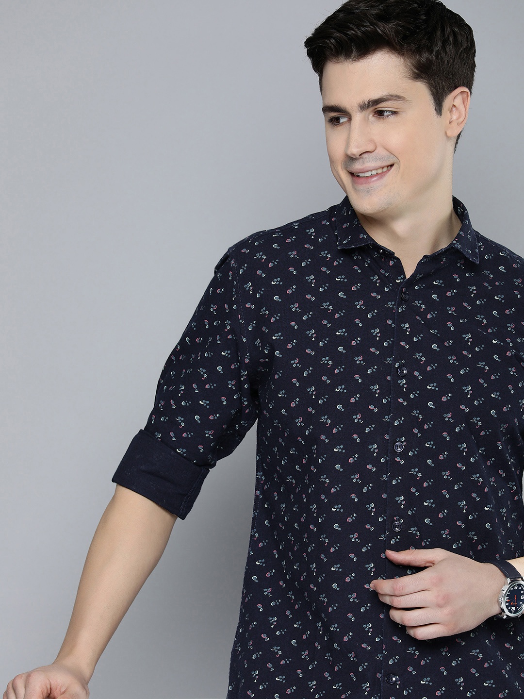 

Mast & Harbour Men Blue Standard Opaque Printed Casual Shirt
